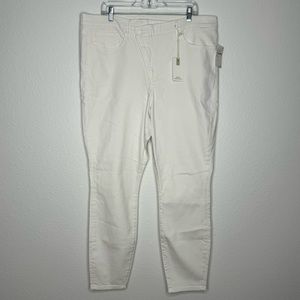 Good American White 033 Good Legs Cross‎ Button Front High Waisted Skinny Jeans